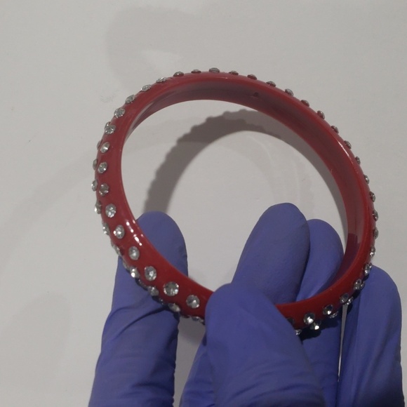 Elegant Red Sparkling Crystal 8-inch Bangle Bracelet - Women's FAshion Jewelry - Picture 5 of 5